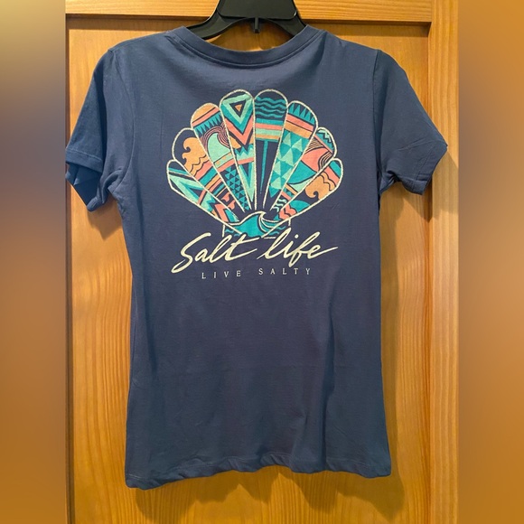 Salt Life Women’s Tribal Shells Fitted Short Sleeves T-Shirt - Picture 1 of 5